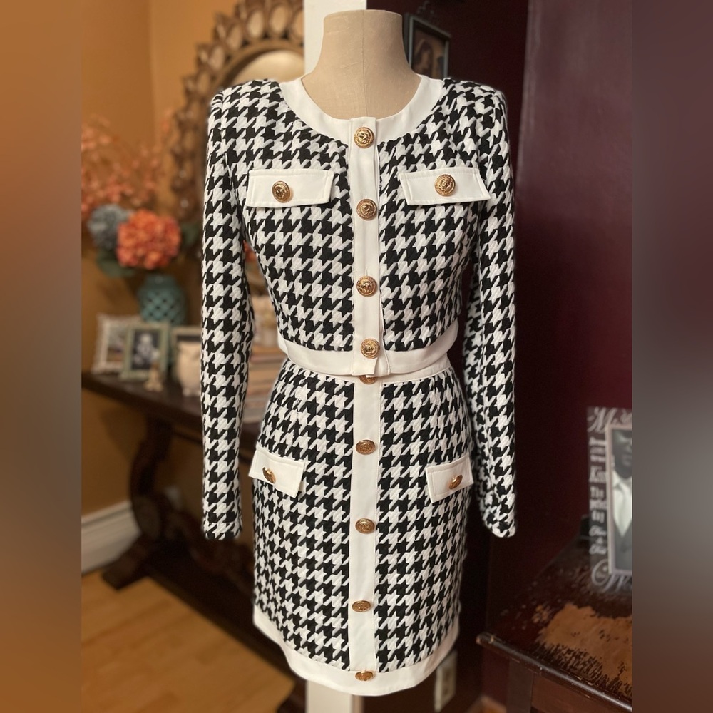 Houndstooth Knitted Skirt Set - Picture 2 of 8